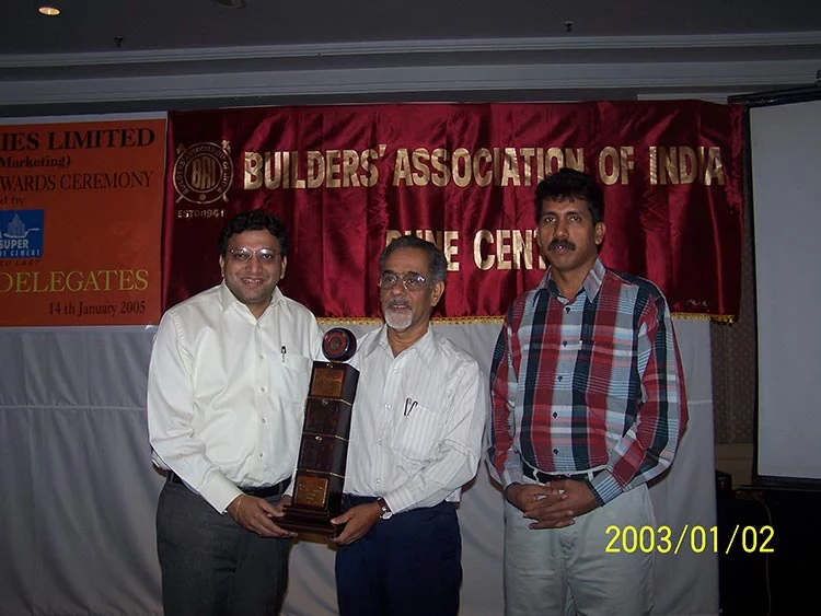 2002-01-large-mscpl